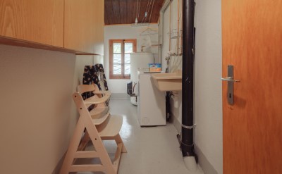Holiday Flat Cricer